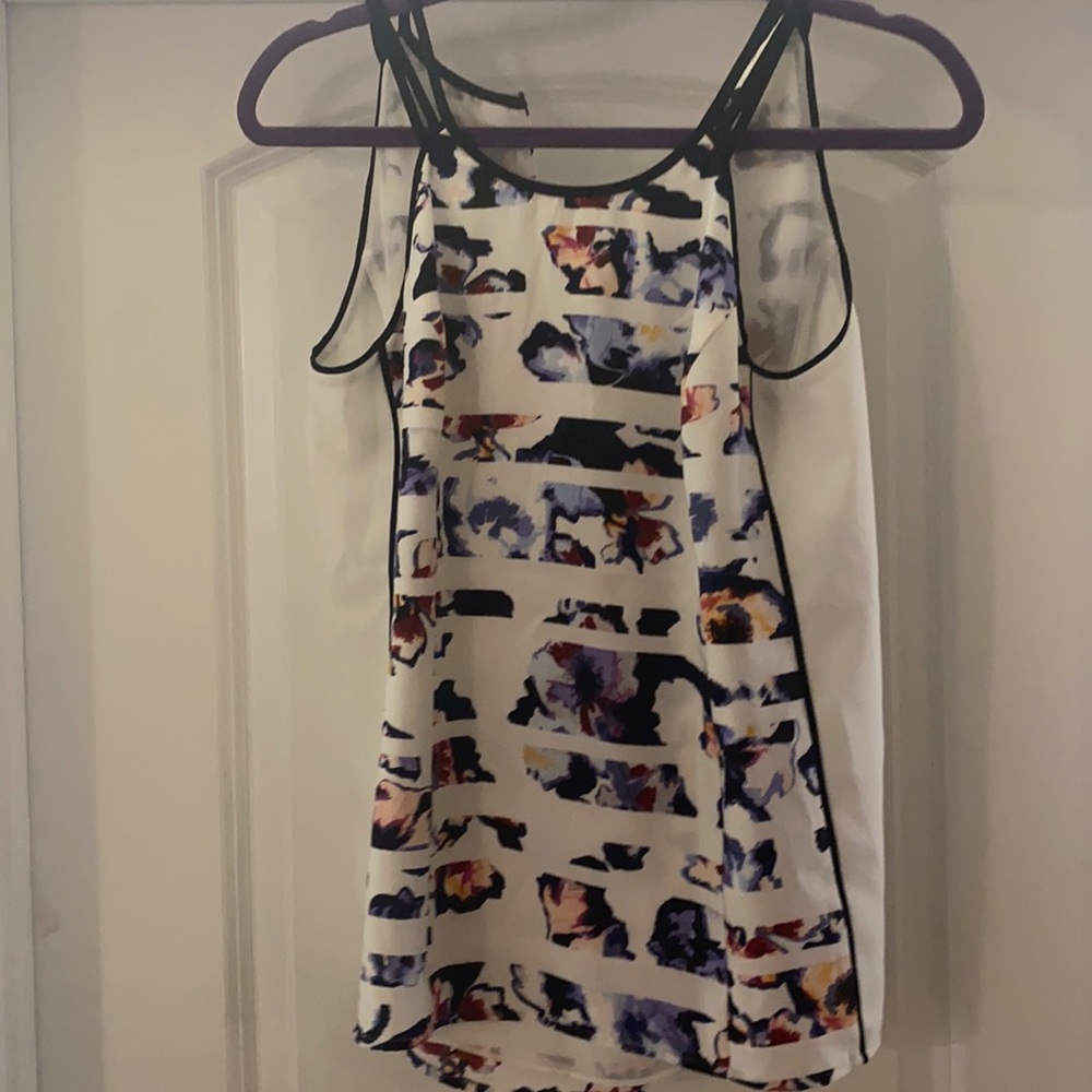 Beautiful women’s tank